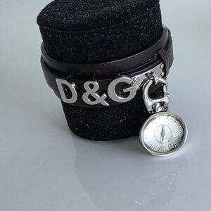 DOLCE & GABANNA 2,000's time piece!